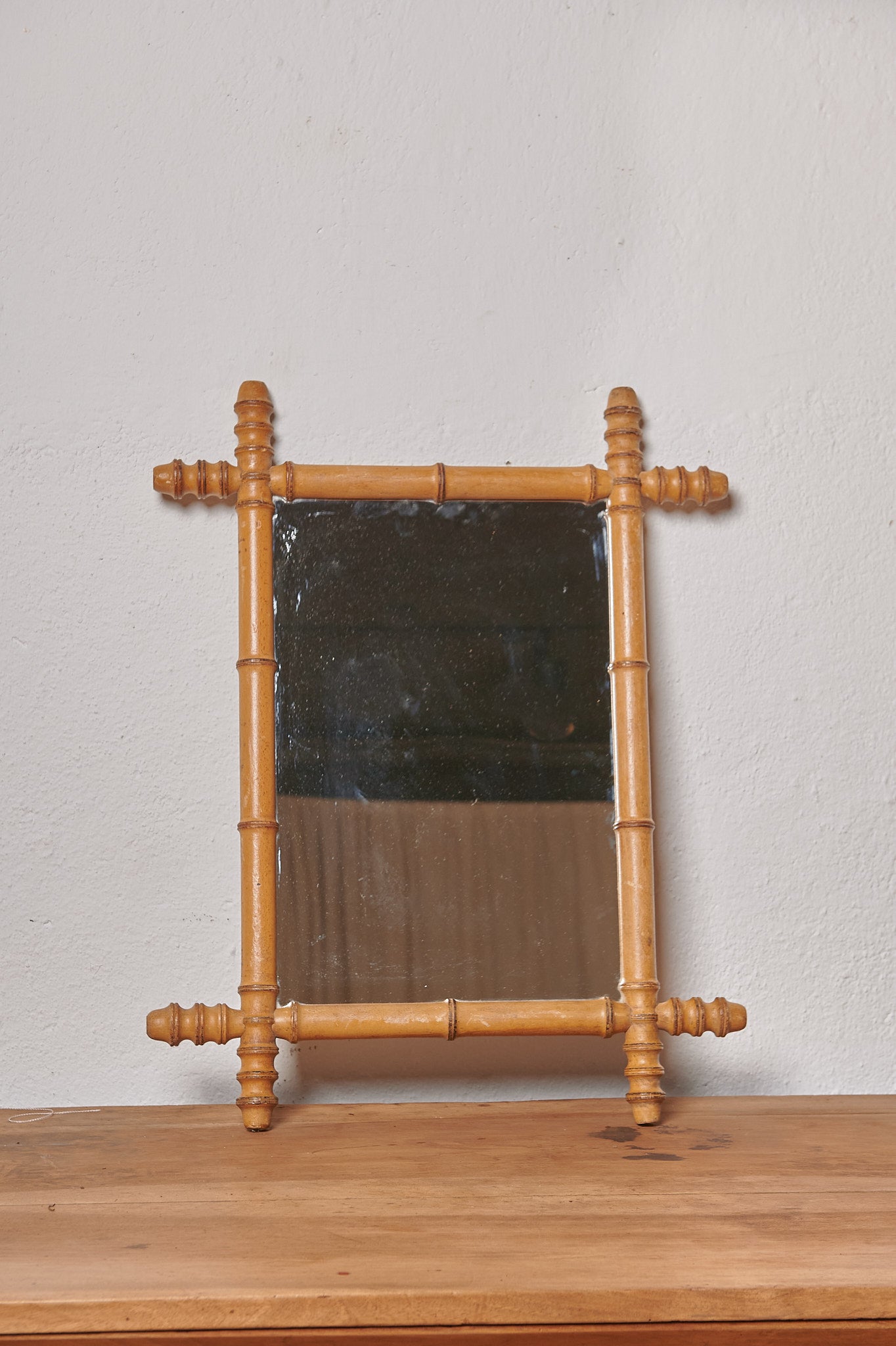 Espejo de bambú antiguo
