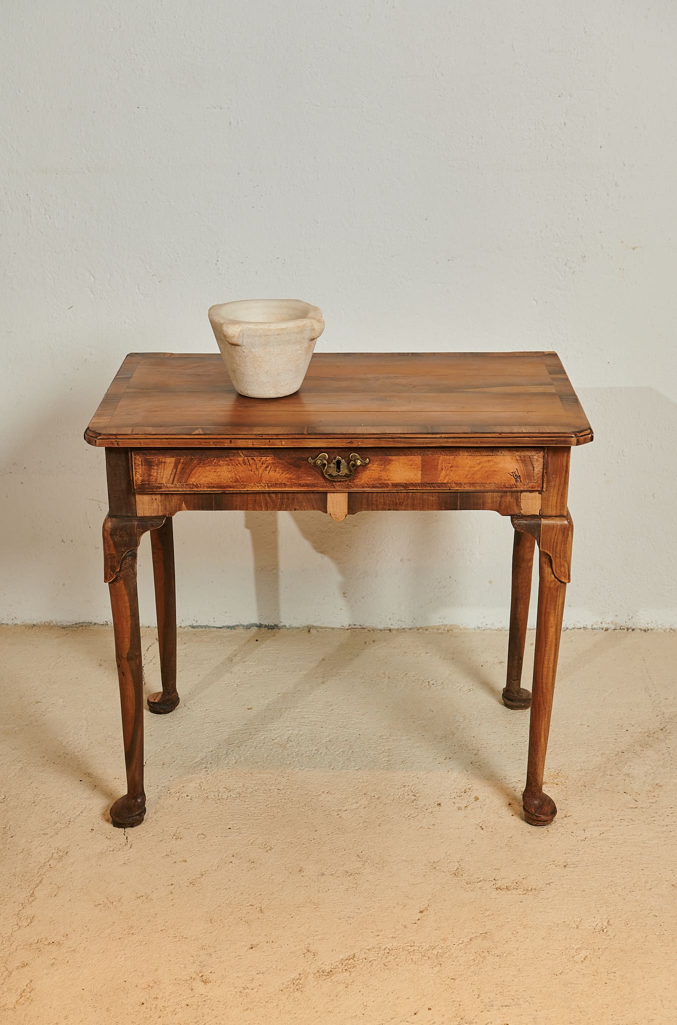 Mesa inglesa del siglo XVIII