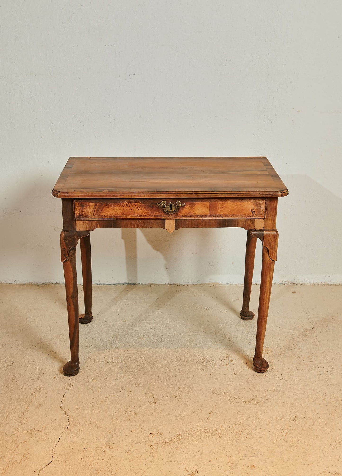 Mesa inglesa del siglo XVIII
