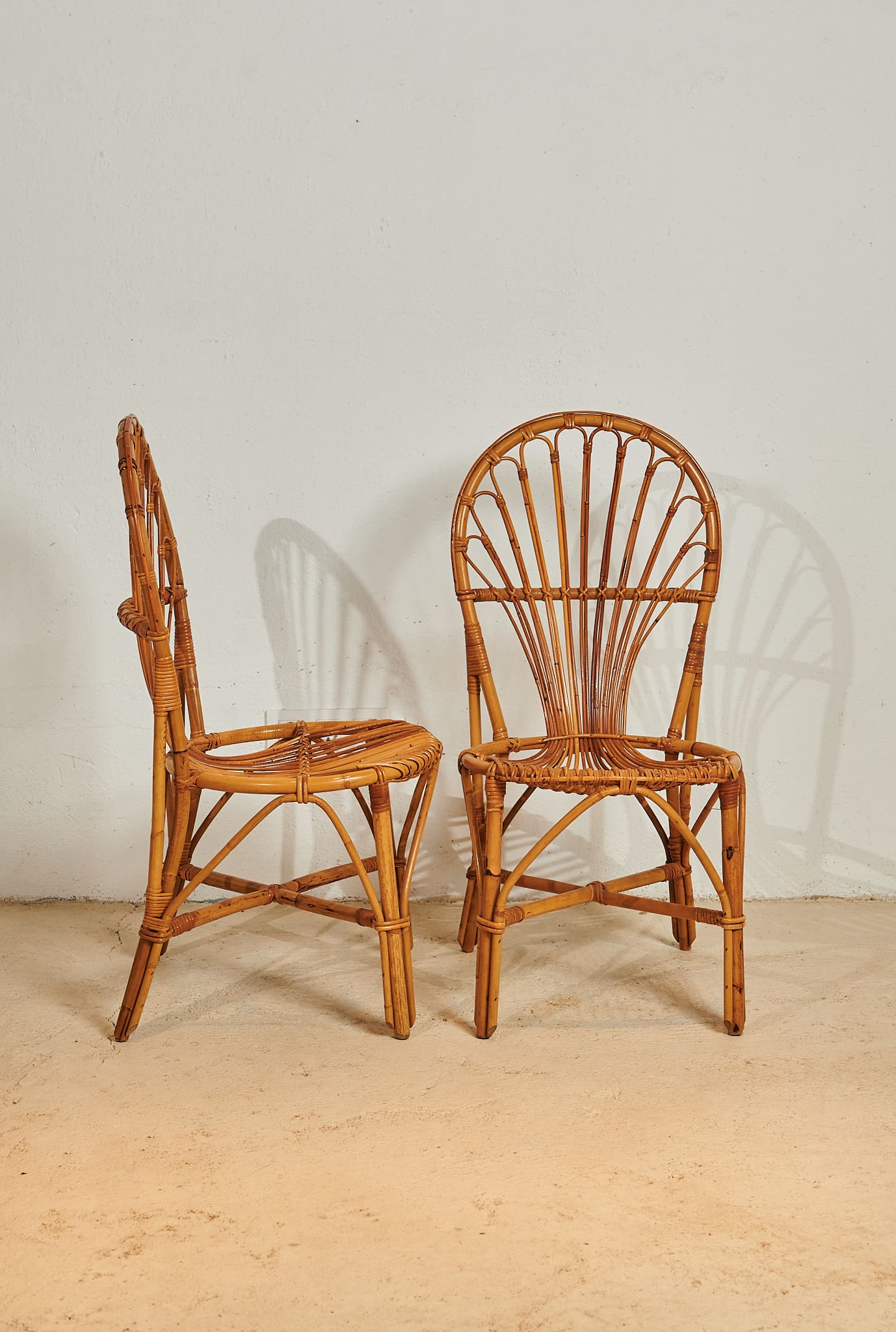 Conjunto de seis sillas bambú