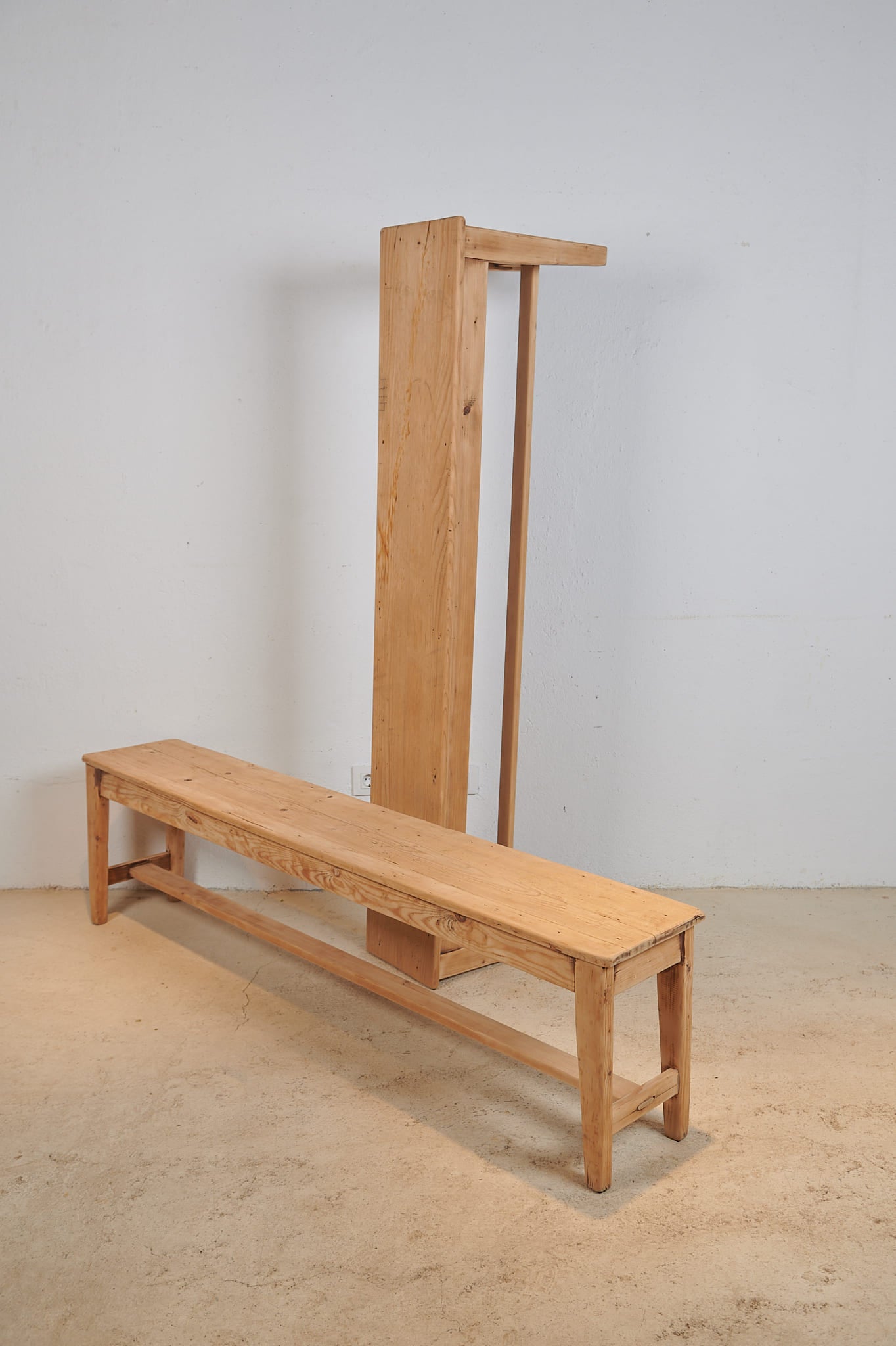 Banco de carpintero en madera de pino