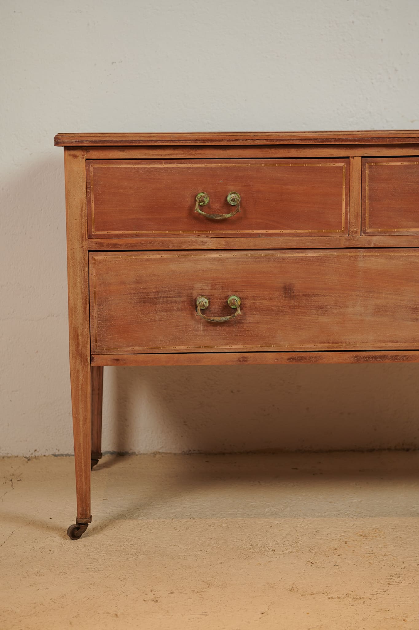 Cómoda inglesa en madera de caoba