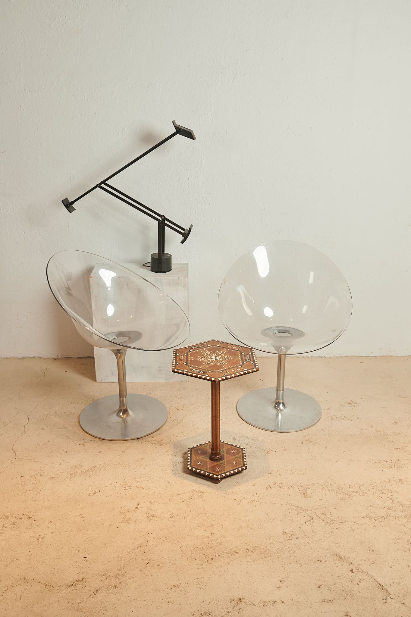 Pareja de sillones Tulip en metacrilato transparente