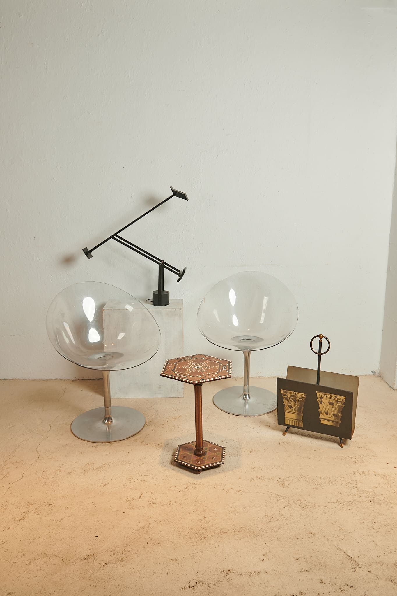 Pareja de sillones Tulip en metacrilato transparente